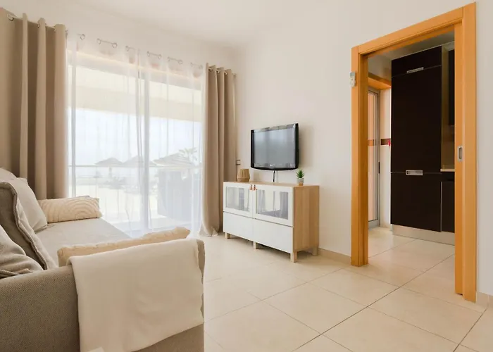 דירה Varandas Do Mar, Olhos De Agua, 1 Bed At23 אולוס די אגווה